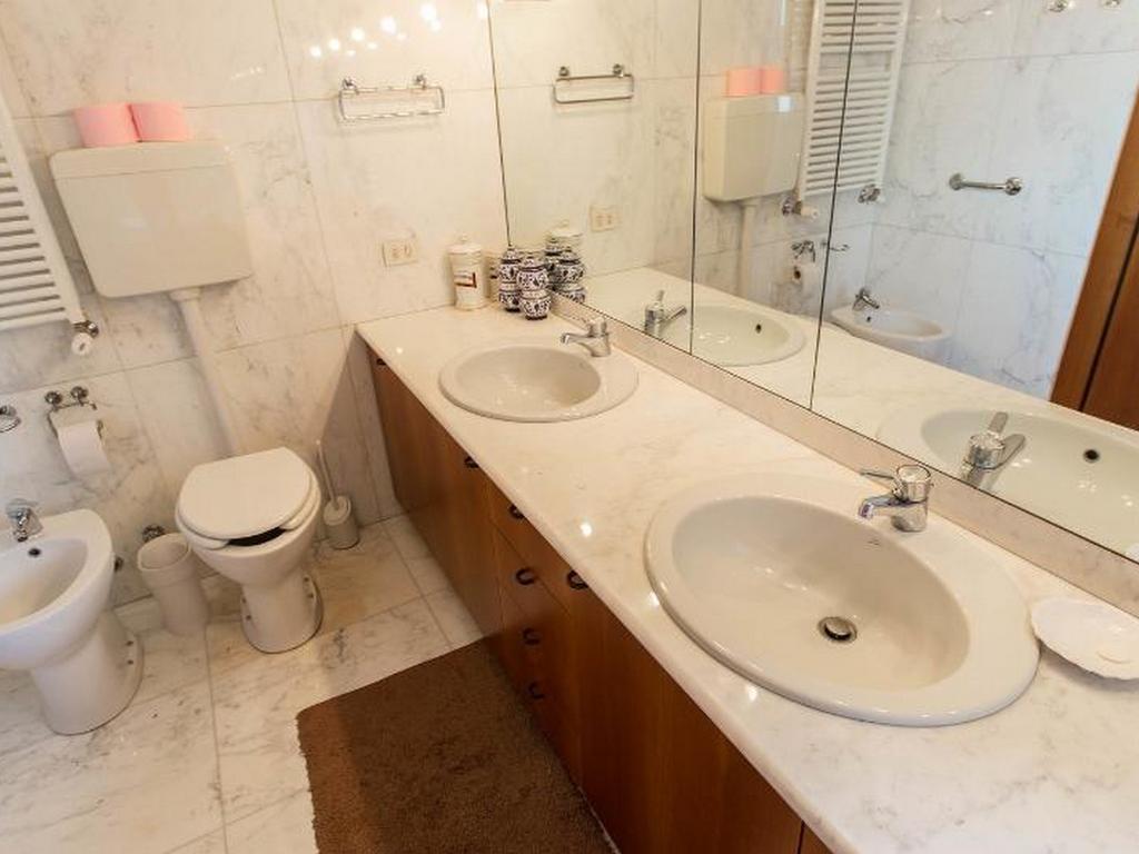 Roomy Apartment Duomo & San Babila Milán Exteriér fotografie