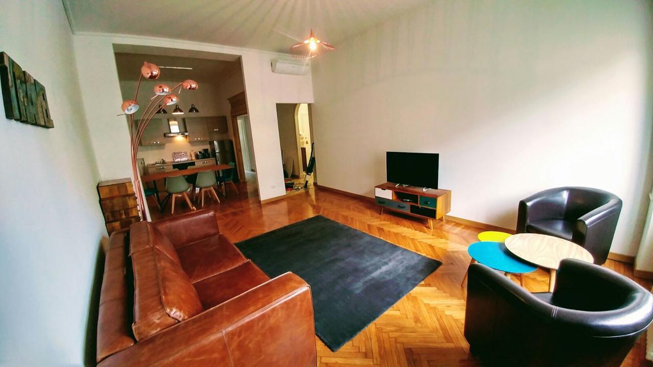 Roomy Apartment Duomo & San Babila Milán Exteriér fotografie